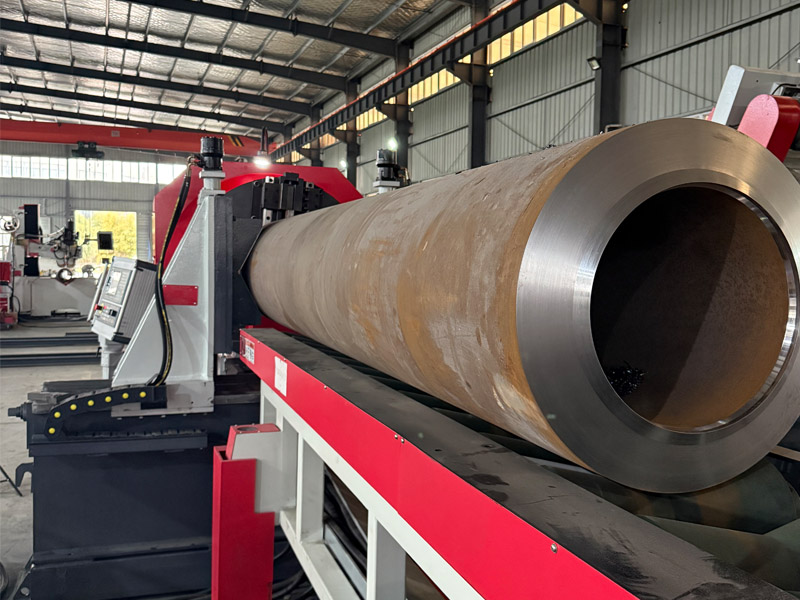 管道数控端面坡口机(左右同步夹紧)(图4) 管道数控端面坡口机(左右同步夹紧)(图4)